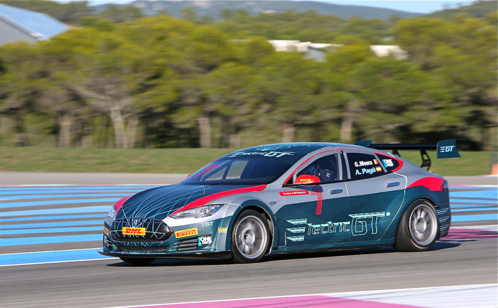 ELECTRIC GT CHAMPIONSHIP: PLUG-IN & PLAY!
