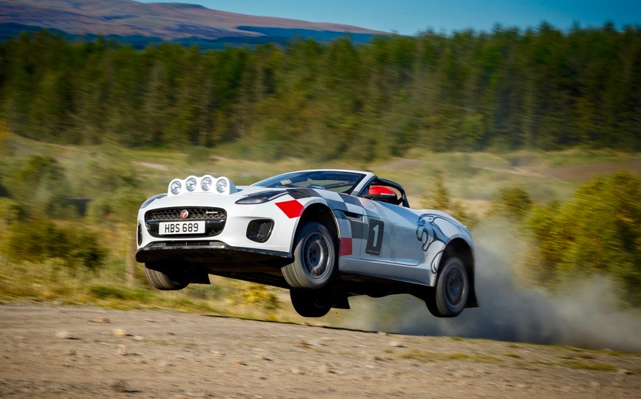 F-TYPE: RALLY ‘ROUND THE JAG!