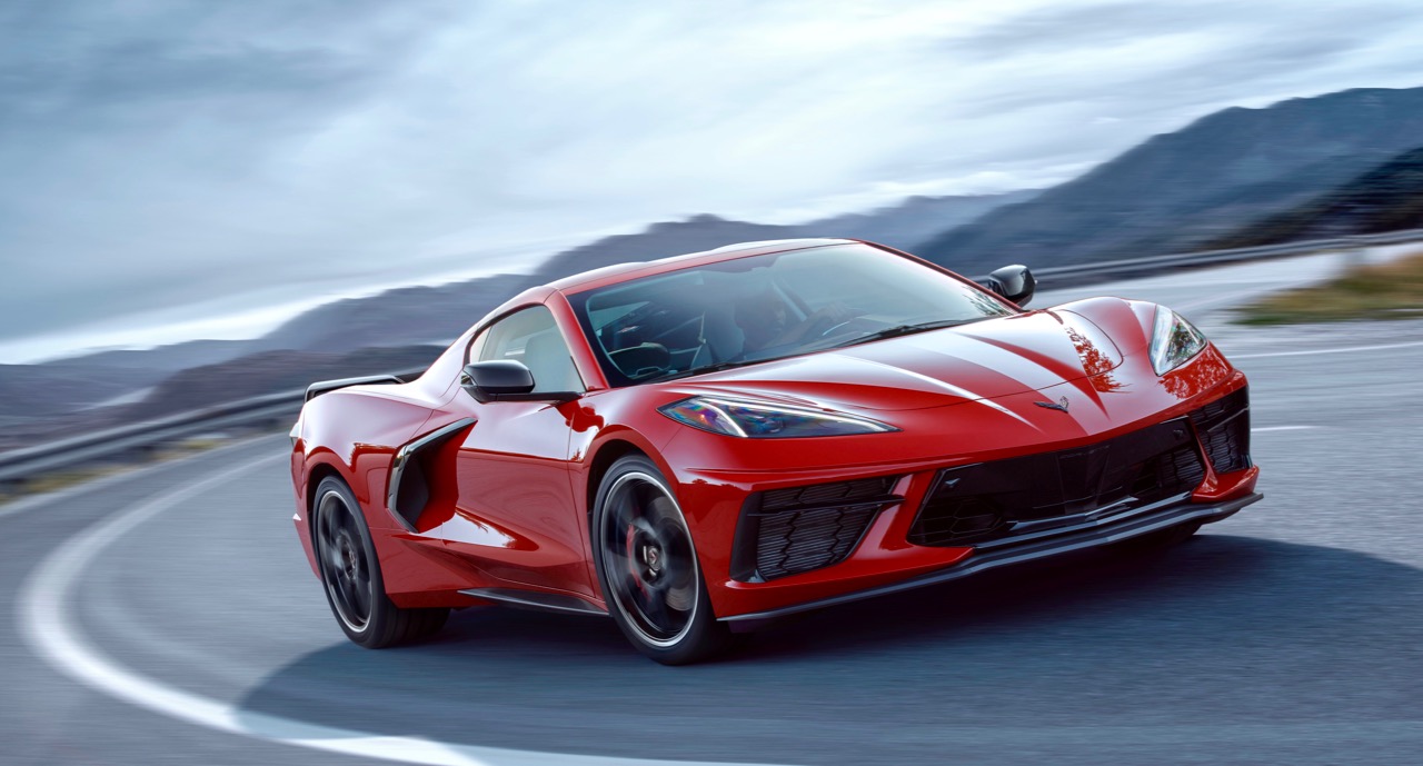 ’20 VETTE: MID-ENGINED DISRUPTER!