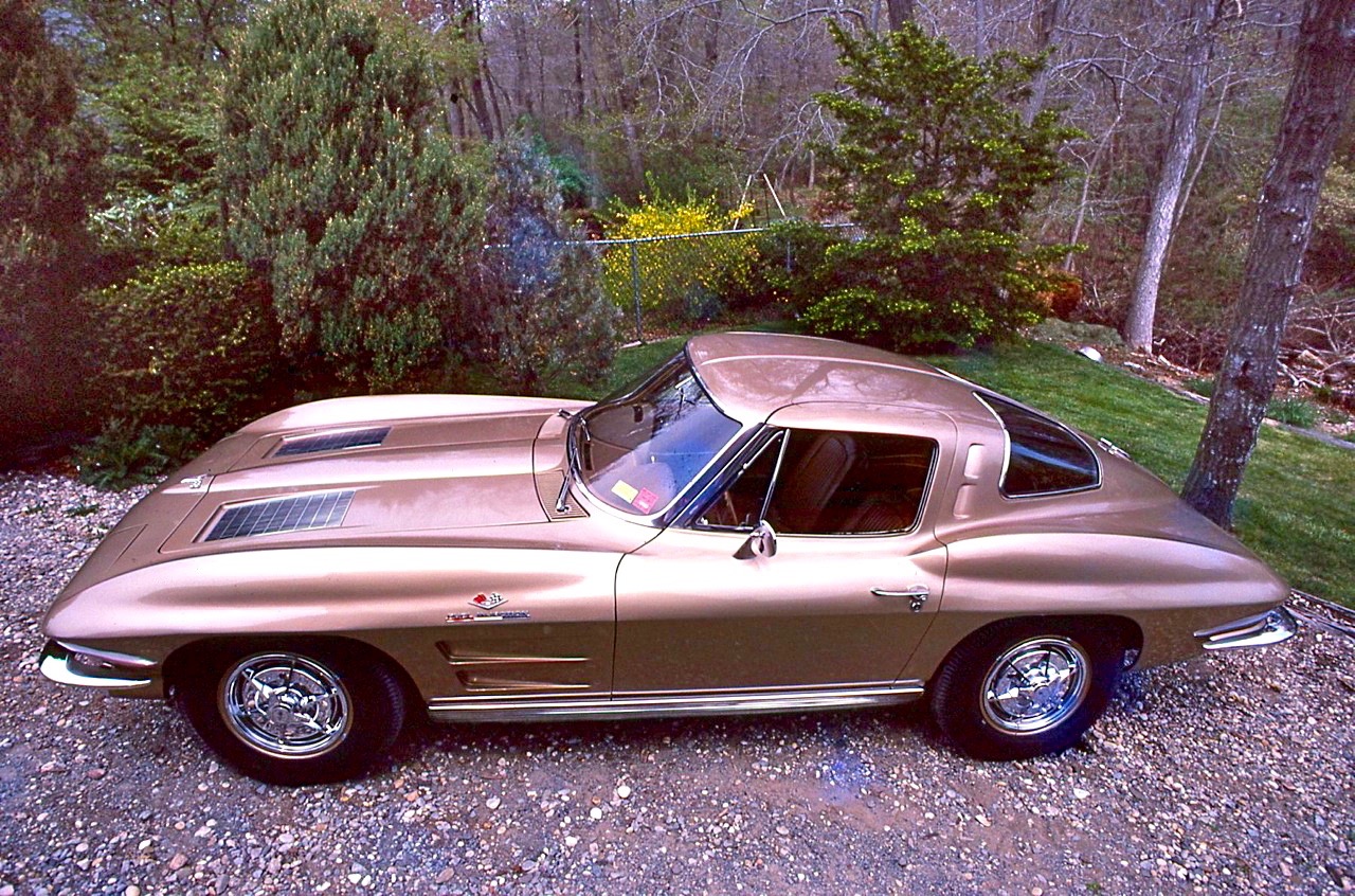 1963–1967 VETTE: STING RAY BUYER’S GUIDE!