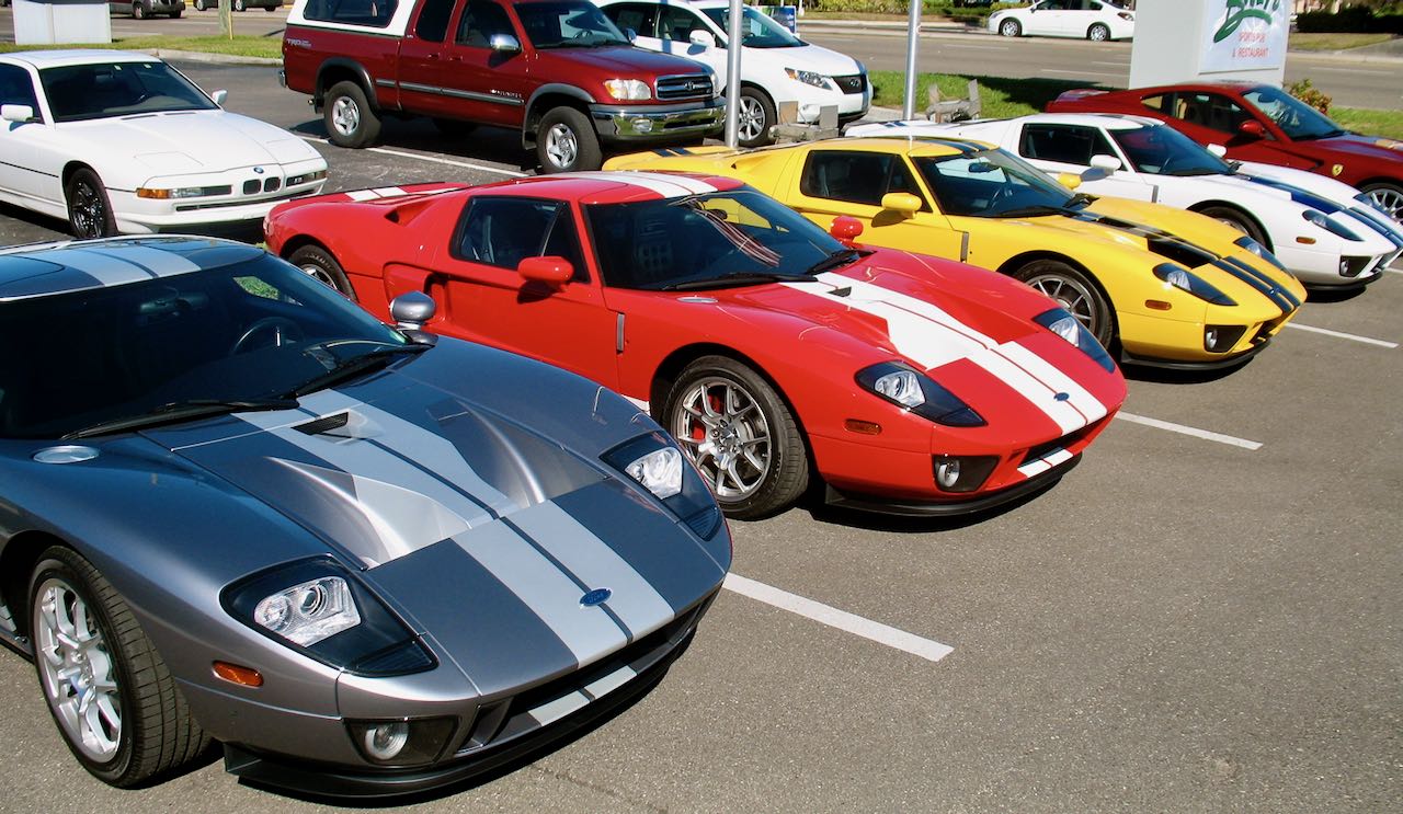2005-2006 FORD GT: AMERICA’S SUPERCAR