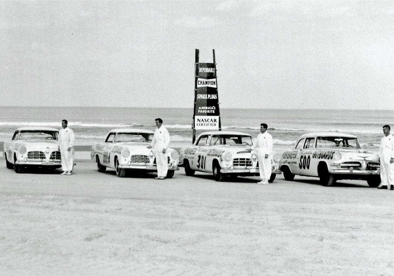 ’55 - ‘56 CHRYSLER 300 LUXURY SUPERCARS