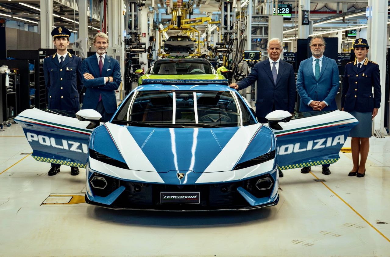 LAW-ENFORCEMENT LAMBO TEMERARIO POLIZIA