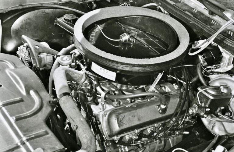 ’72 OLDS W30 4-4-2 & W-45 HURST/OLDS - Car Guy Chronicles