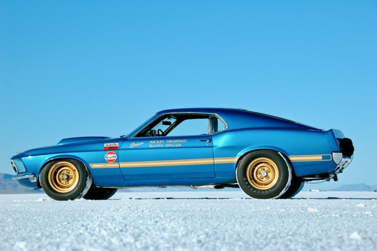 HAJEK MOTORSPORTS MUSEUM OF NASCAR AND DRAG RACING HISTORY