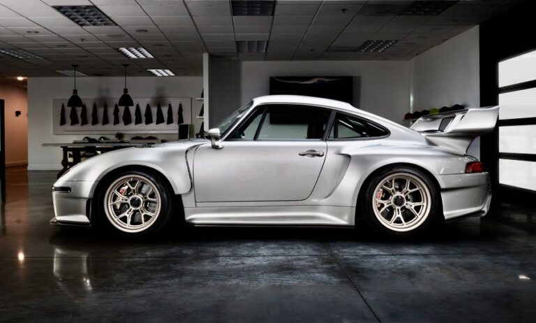 GUNTHER WERKS 1,000-HORSEPOWER PORSCHE TURBO